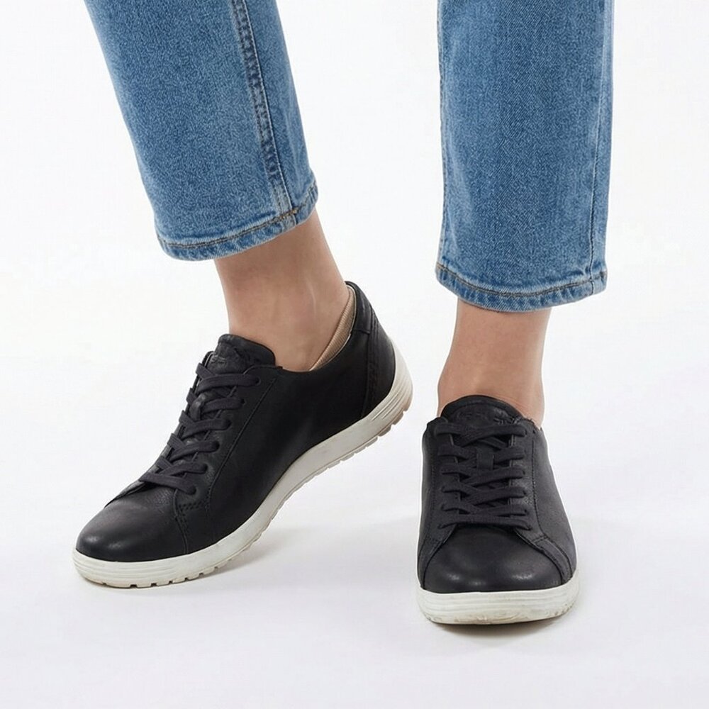 Dansko Women's Leela Waterproof Leather Sneakers (Black) in EU Size 38